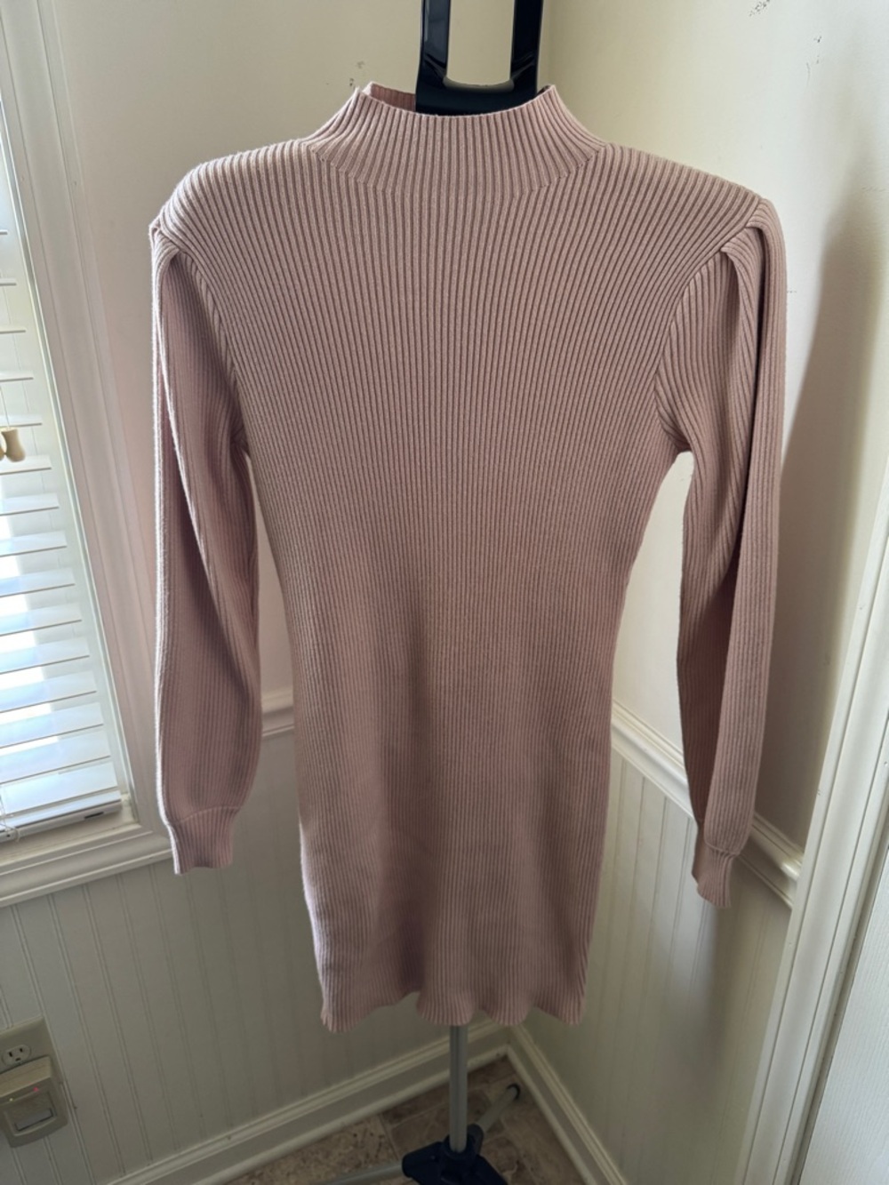 Pink Sweater Ribbed Knit Long Sleeve‎ Dress Size Medium